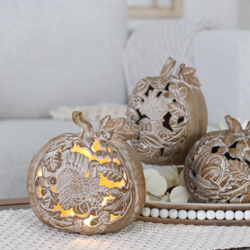 Resin Wood Grain Cutout Pumpkin