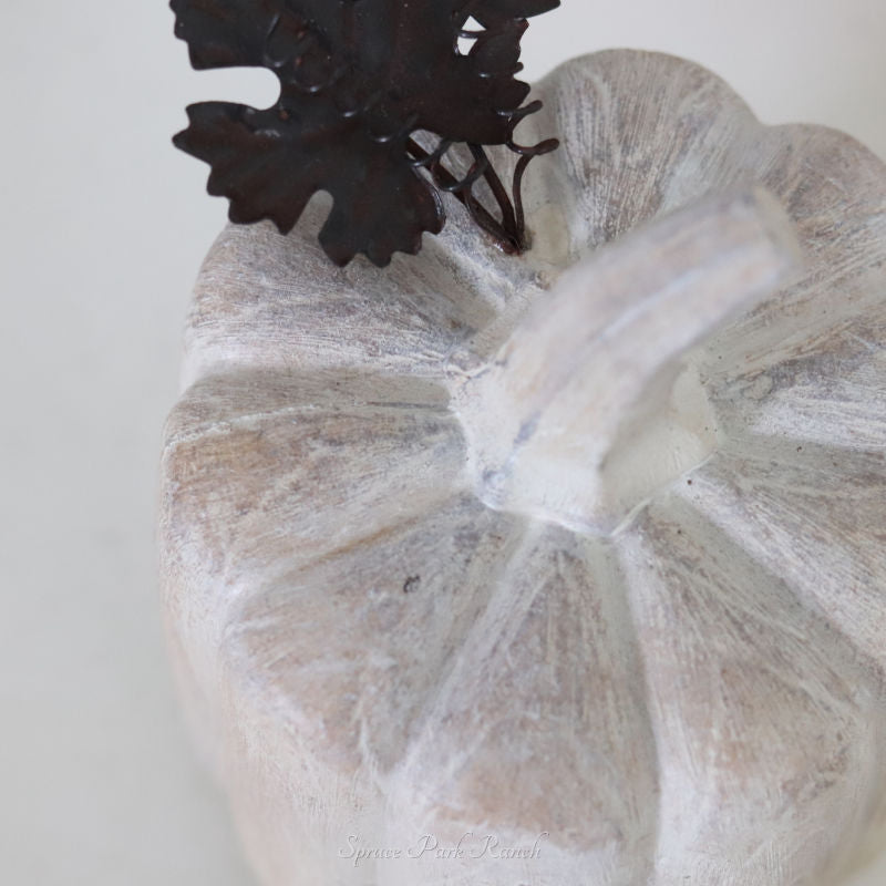 Wood Finish Resin Pumpkin