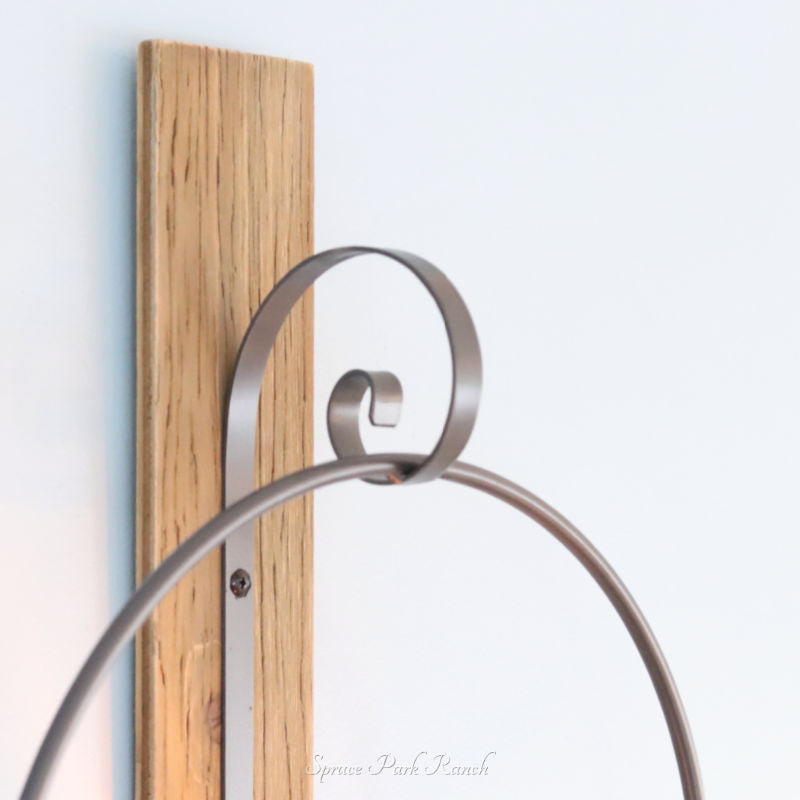 Metal and Wood Look Candle Holder Round