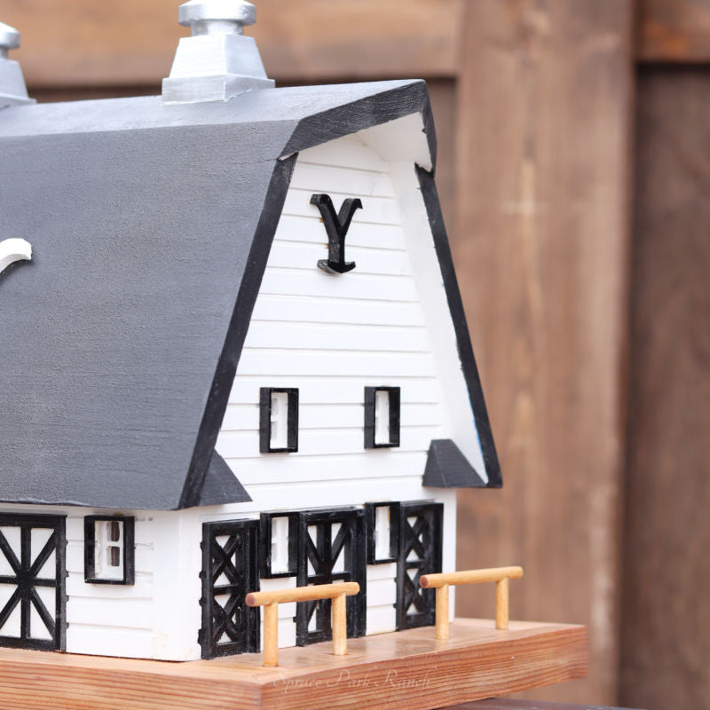 Yellowstone Barn Birdhouse