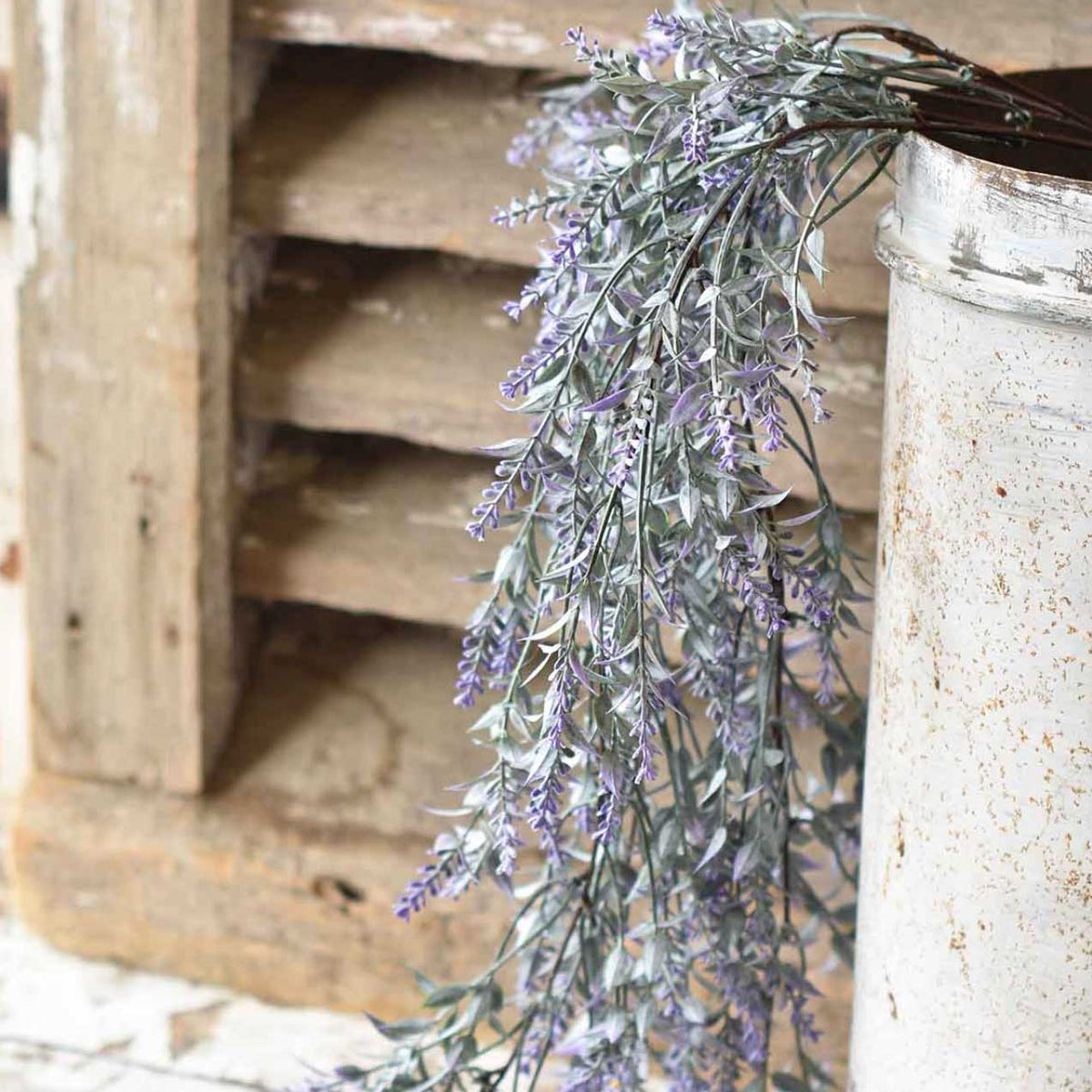 Sheffield Lavender Hanging Drop 28"