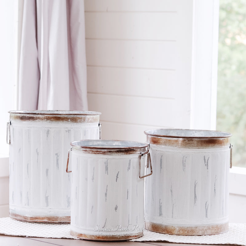 Galvanized Distressed Whitewashed Pail Container